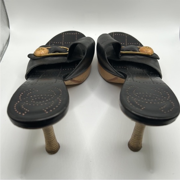 Chanel slides - Picture 4 of 8